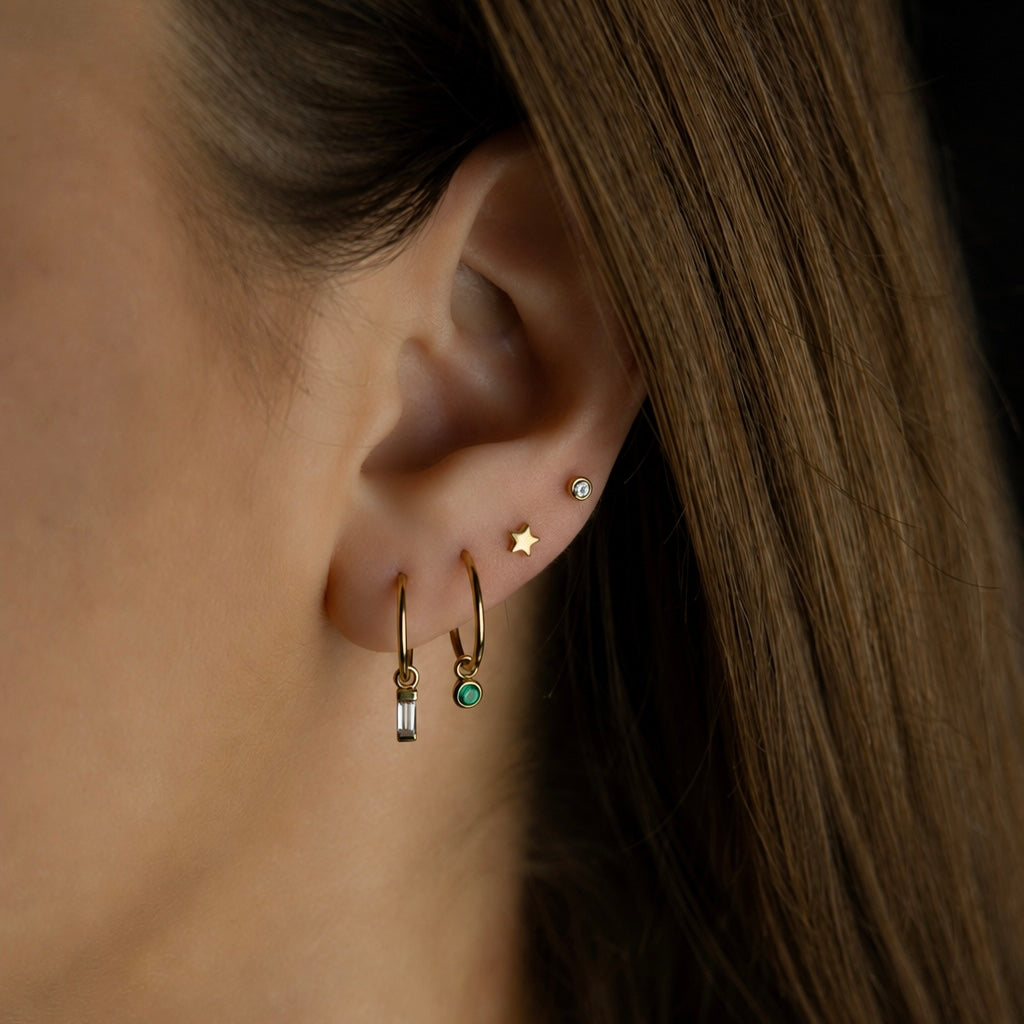 Round Emerald Charm