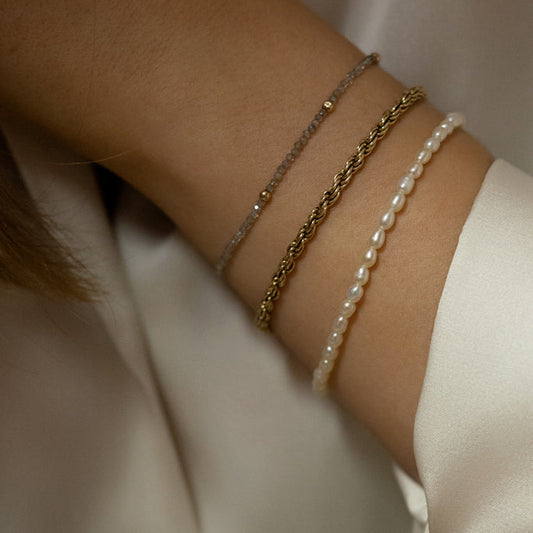 White Pearl Bead Bracelet